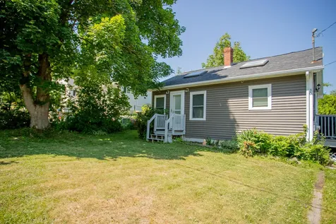 30 Washington Street Winterport ME 04496