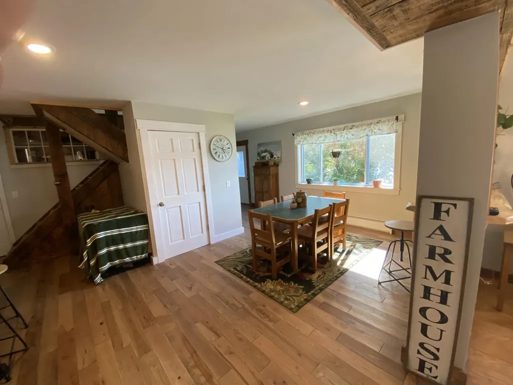 1690 River Road Clinton ME 04927