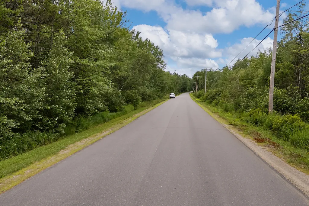 273 Feylers Corner Road Waldoboro ME 04572