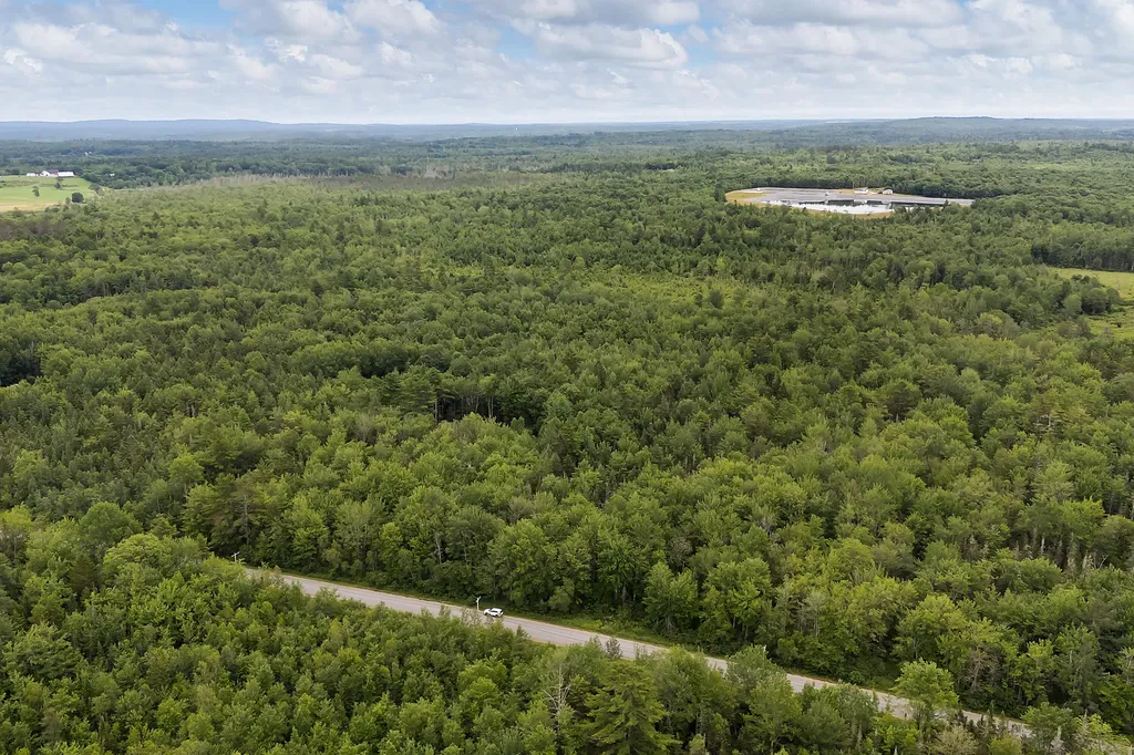 273 Feylers Corner Road Waldoboro ME 04572