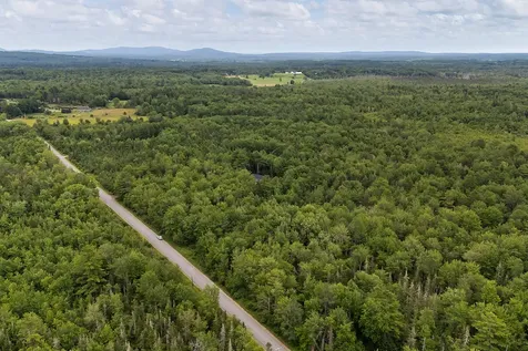 273 Feylers Corner Road Waldoboro ME 04572