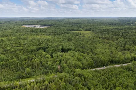 273 Feylers Corner Road Waldoboro ME 04572