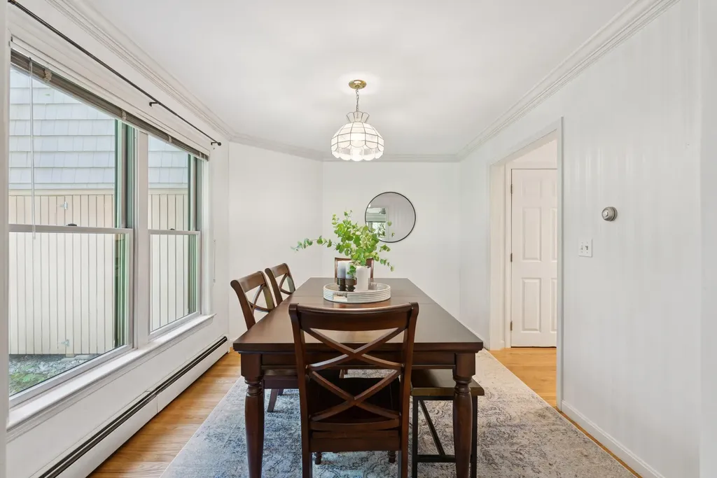 65 Hunter Place Cape Elizabeth ME 04107