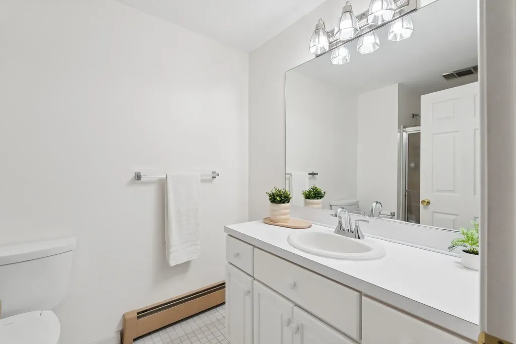 65 Hunter Place Cape Elizabeth ME 04107