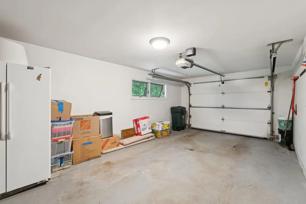 65 Hunter Place Cape Elizabeth ME 04107