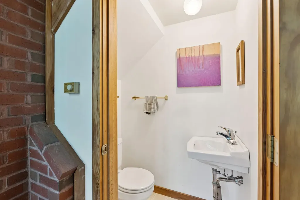 13 Eggemoggin Way Harpswell ME 04079