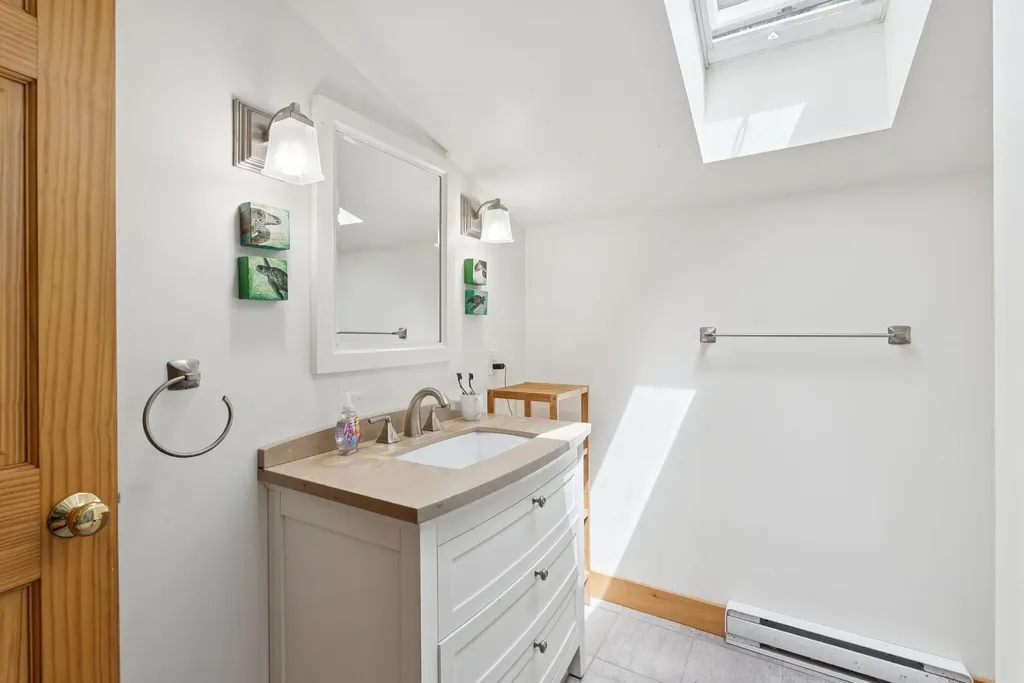 13 Eggemoggin Way Harpswell ME 04079