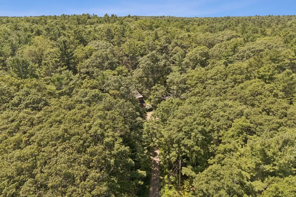 13 Eggemoggin Way Harpswell ME 04079