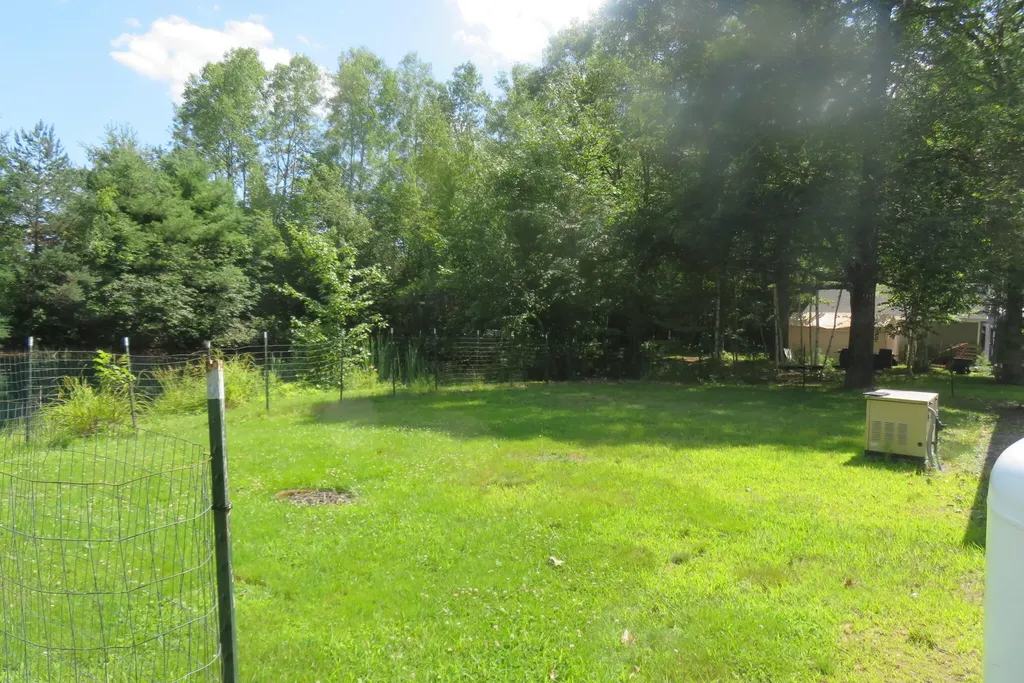 23 Pine Street Milo ME 04463