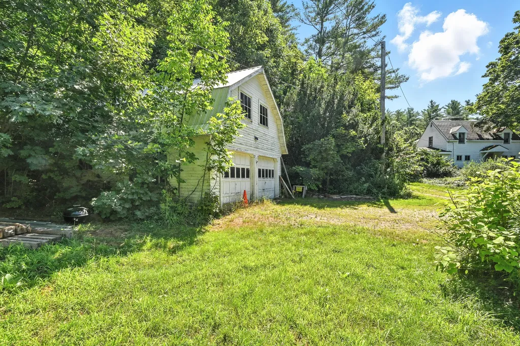 570 Mcgrath Pond Road Belgrade ME 04917