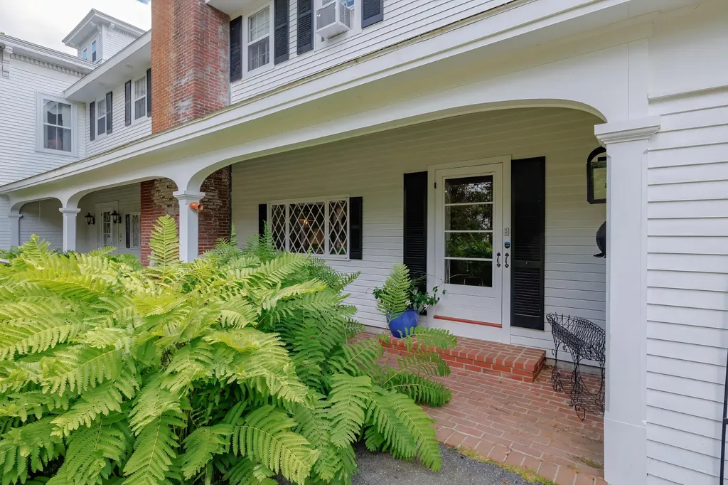 80 State Street Ellsworth ME 04605