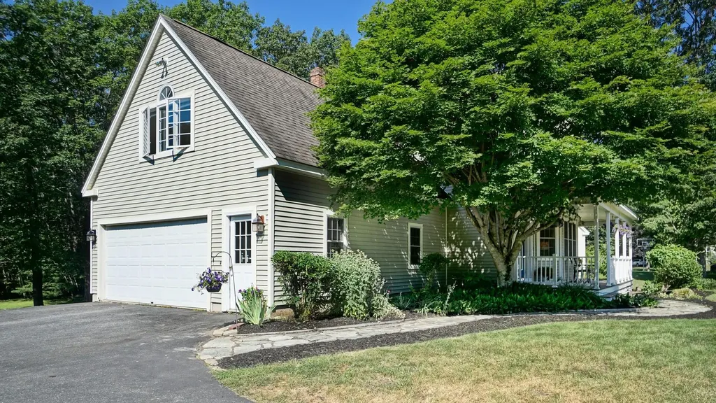 7 Polliwog Lane Gorham ME 04038