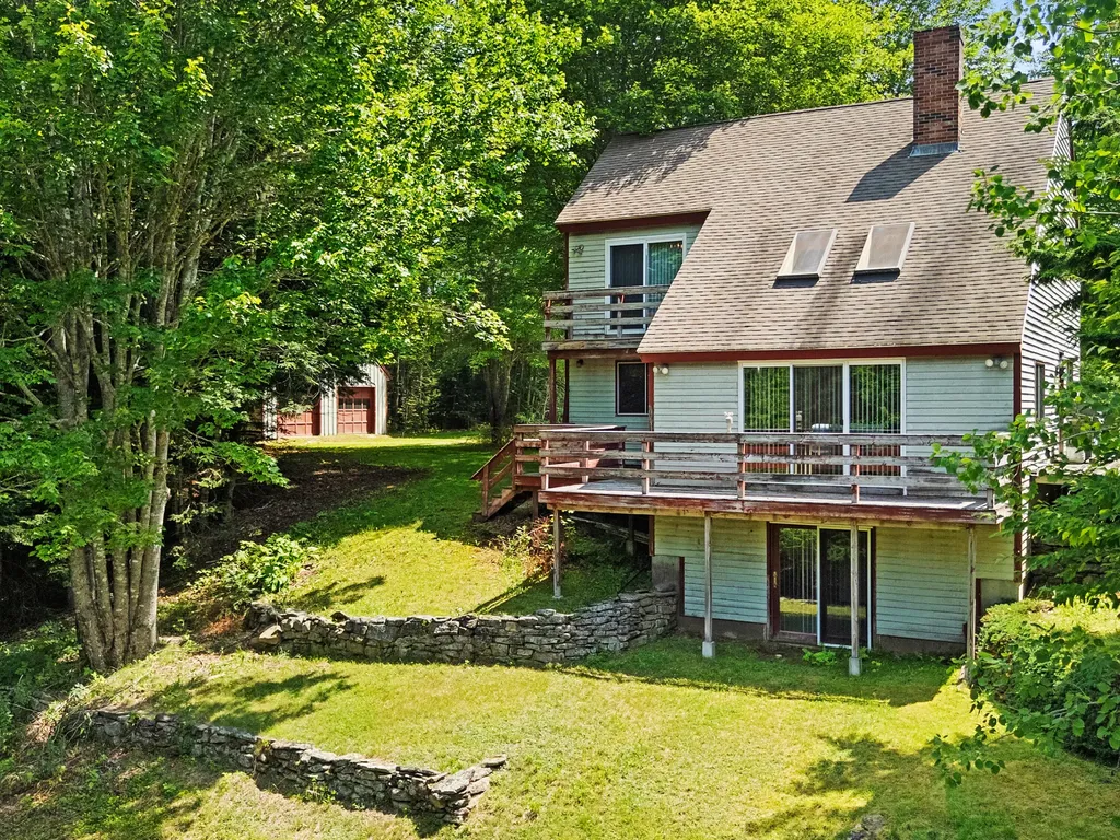 34 Brann Road Washington ME 04574