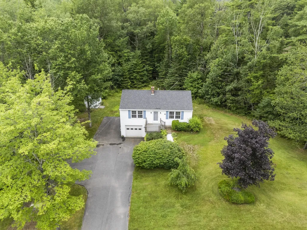 308 Foye Road Wiscasset ME 04578