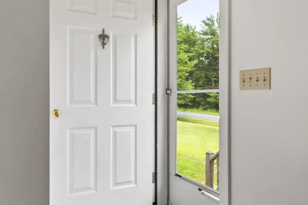 308 Foye Road Wiscasset ME 04578