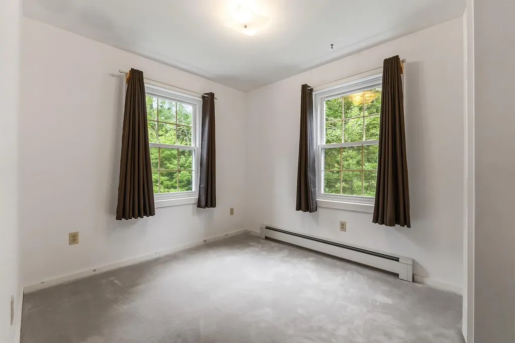 308 Foye Road Wiscasset ME 04578