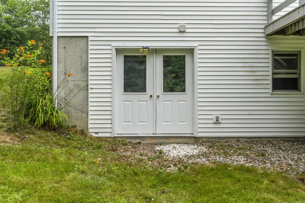 308 Foye Road Wiscasset ME 04578