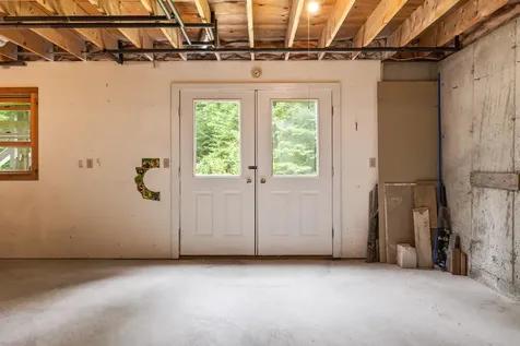 308 Foye Road Wiscasset ME 04578