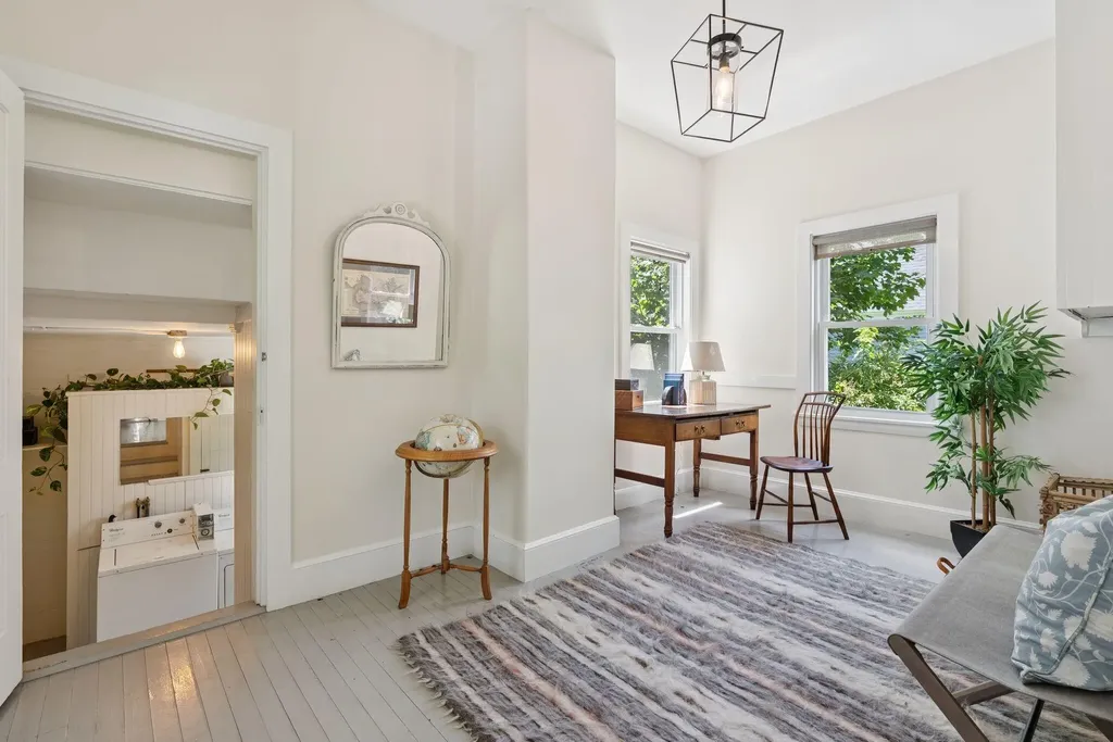236-240 Concord Street W Portland ME 04103
