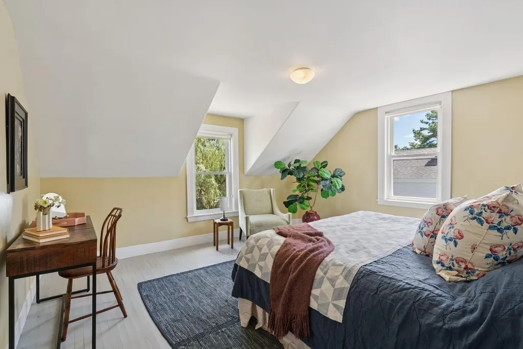 236-240 Concord Street W Portland ME 04103