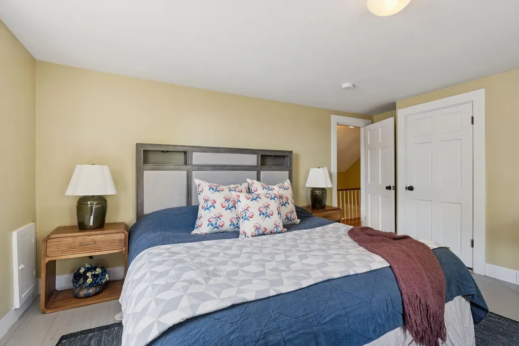 236-240 Concord Street W Portland ME 04103