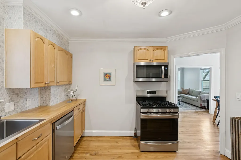 236-240 Concord Street W Portland ME 04103