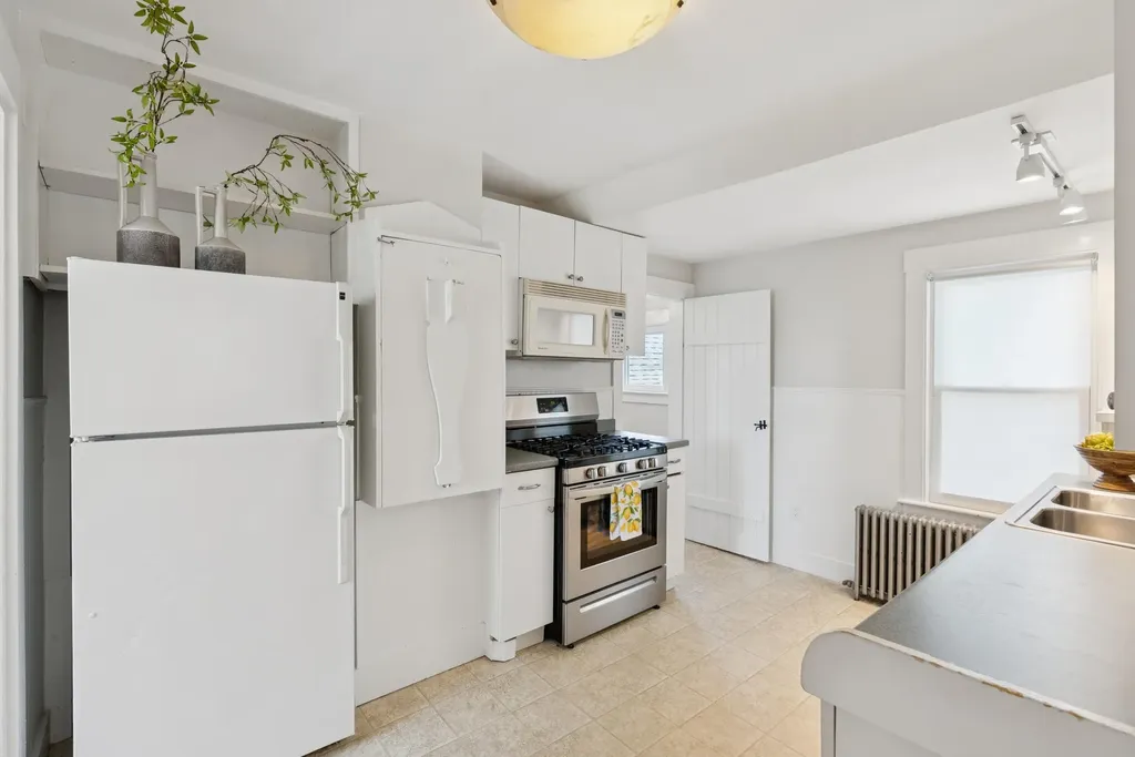 236-240 Concord Street W Portland ME 04103