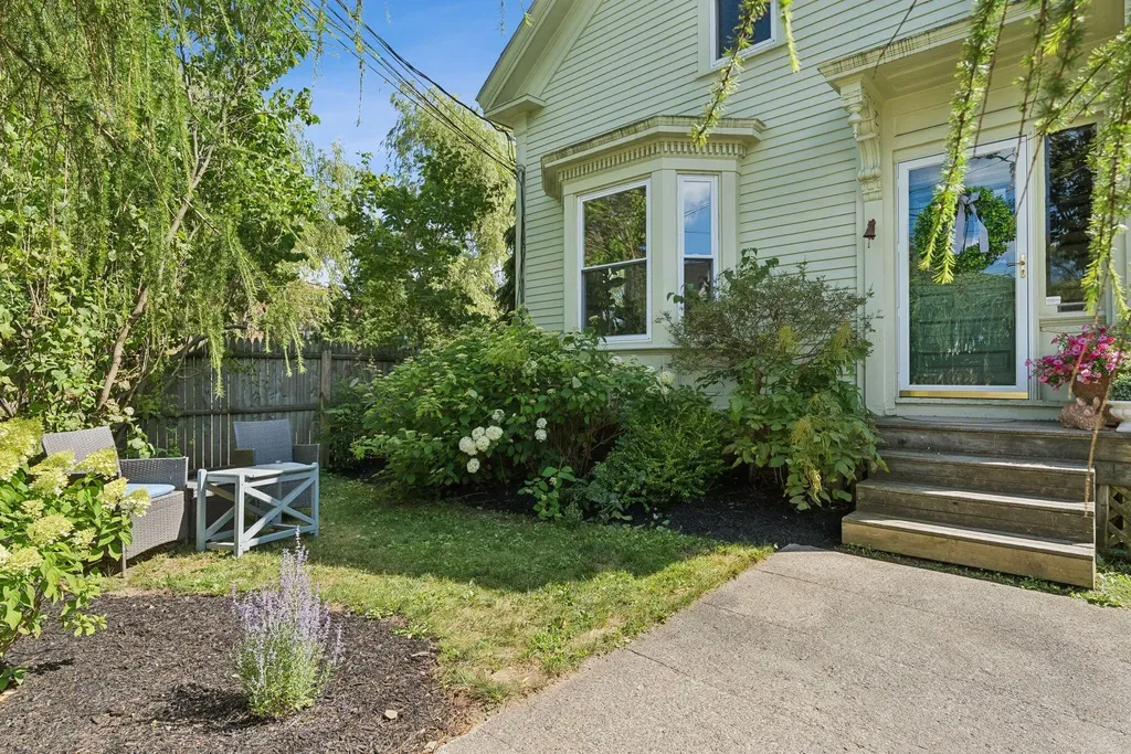 236-240 Concord Street W Portland ME 04103