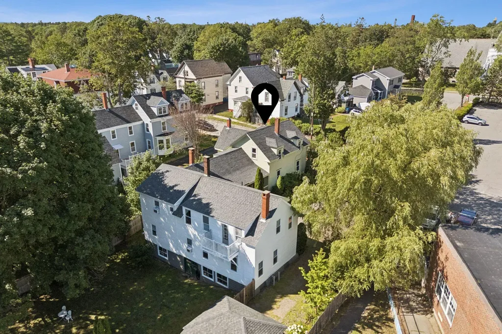 236-240 Concord Street W Portland ME 04103