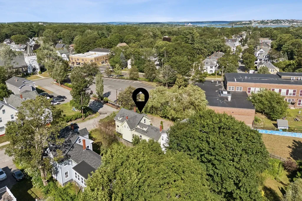 236-240 Concord Street W Portland ME 04103