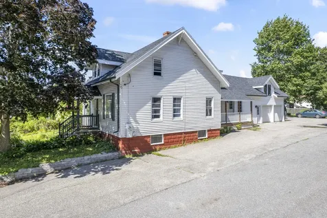 338 Ocean Street South Portland ME 04106