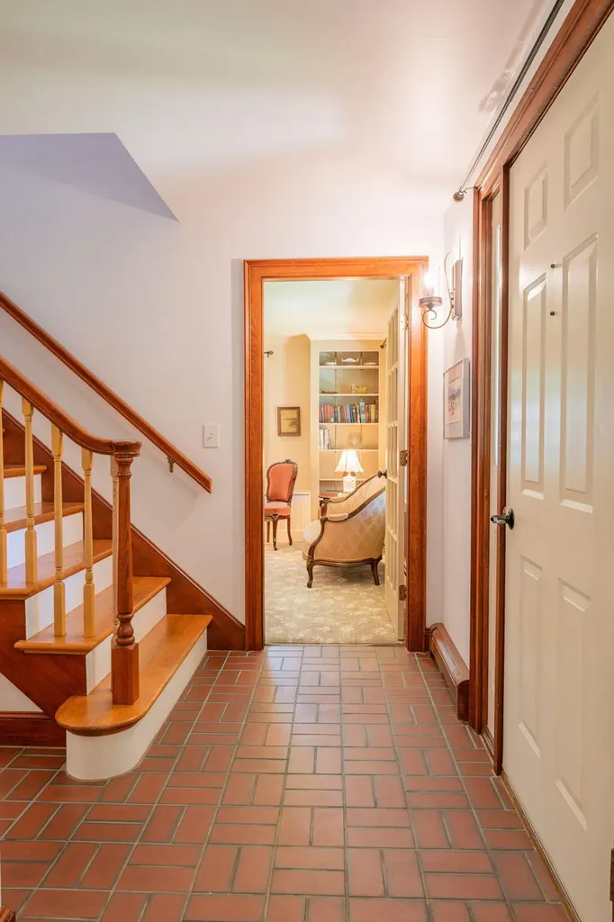20 Stonecrest Drive Falmouth ME 04105