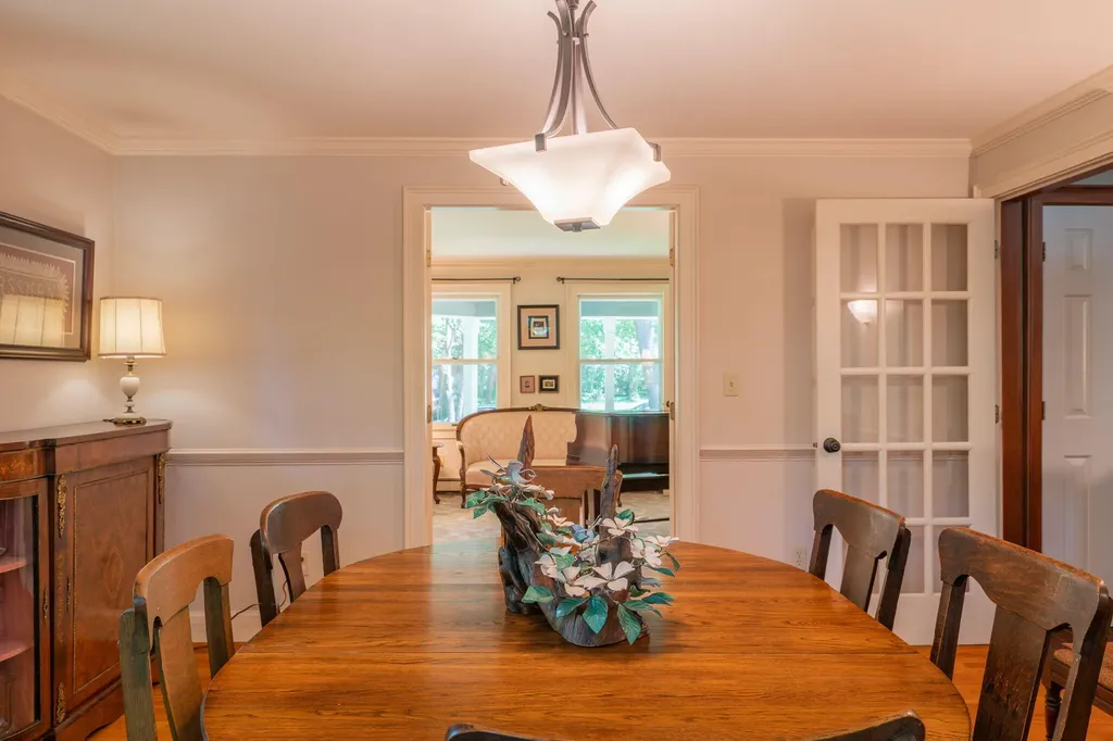 20 Stonecrest Drive Falmouth ME 04105