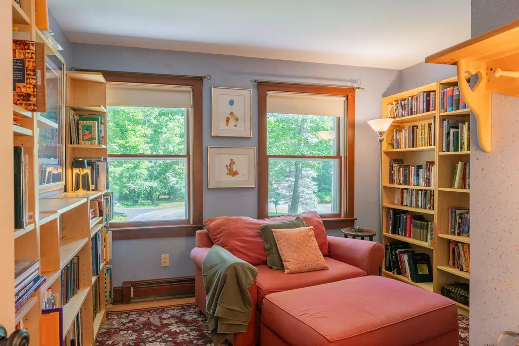 20 Stonecrest Drive Falmouth ME 04105