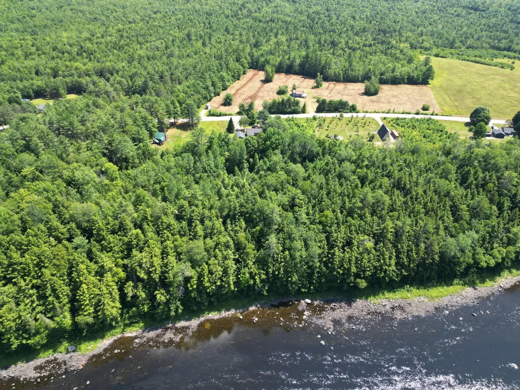 193 River Road Maxfield ME 04453