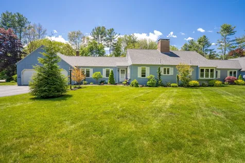 4 Wood Pond Lane Kennebunk ME 04043