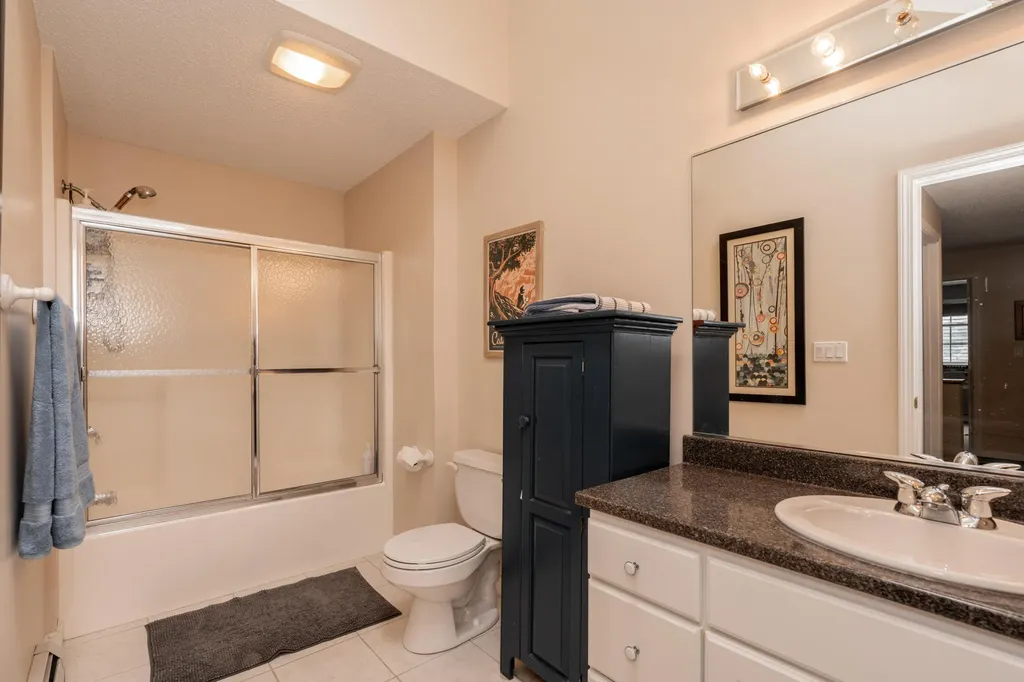 24 Meadow Lane Freeport ME 04032