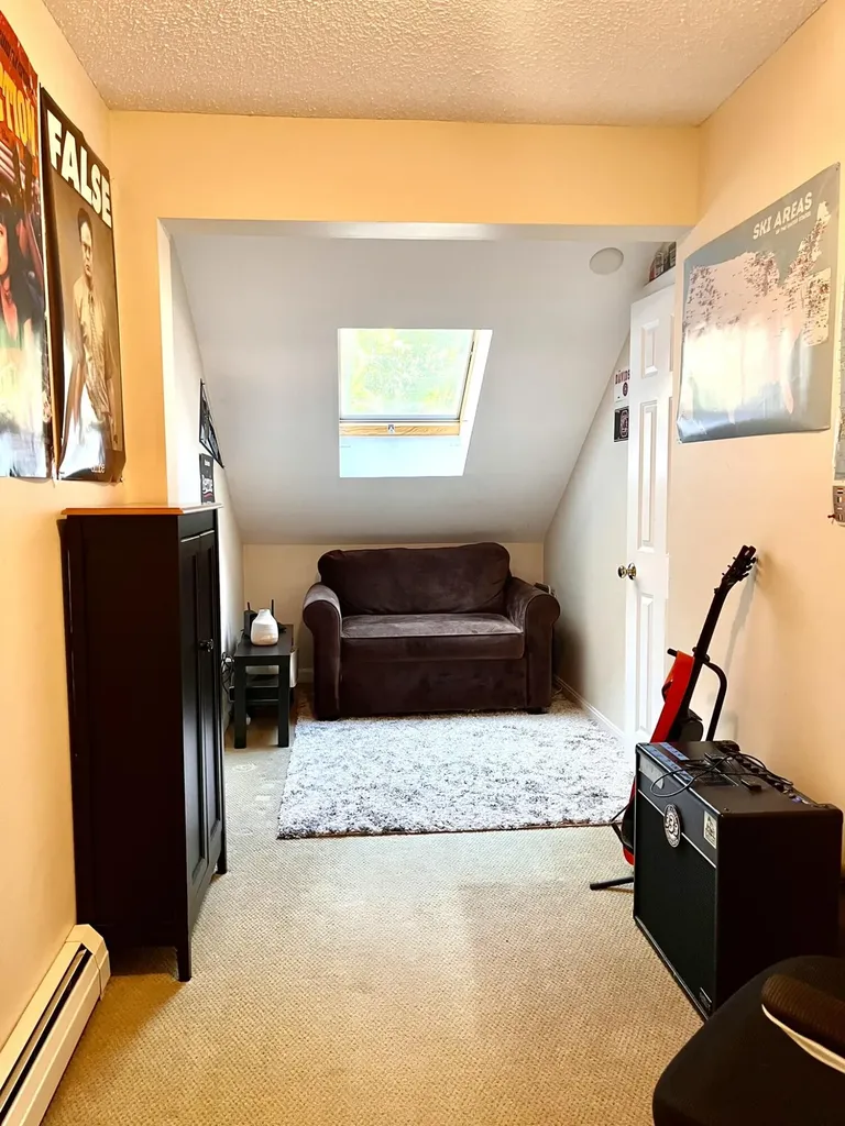 24 Meadow Lane Freeport ME 04032