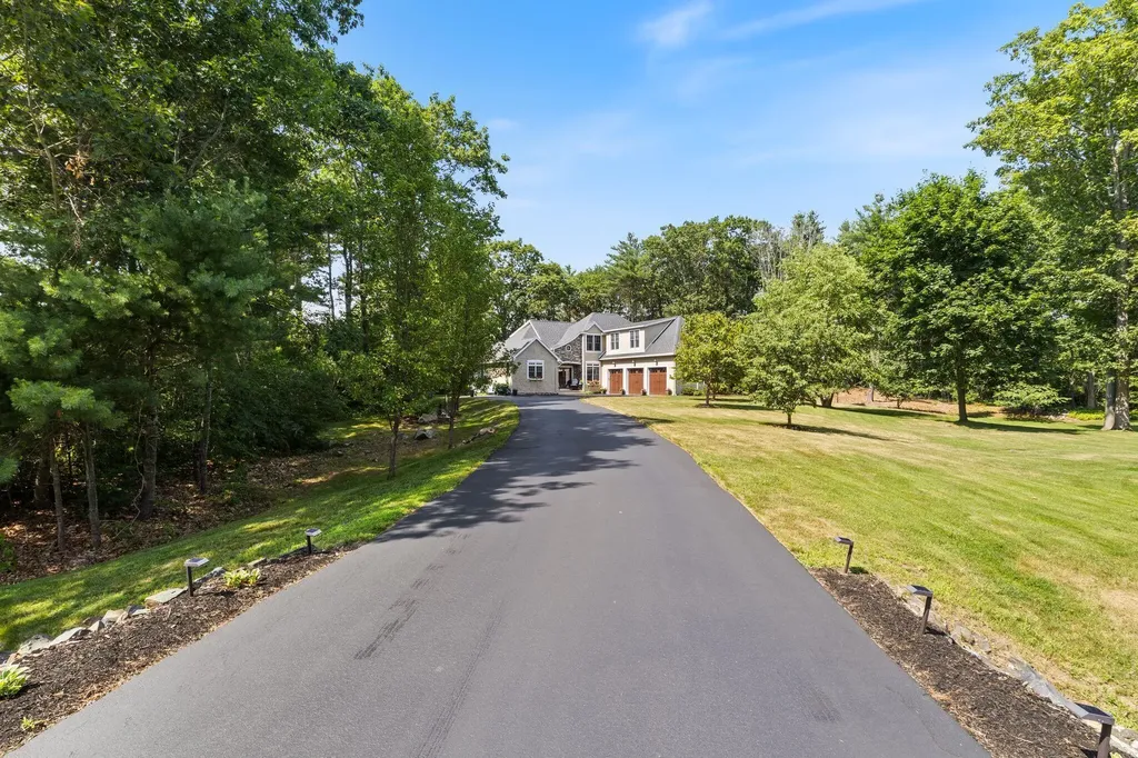 4 Harbor Side Drive York ME 03909