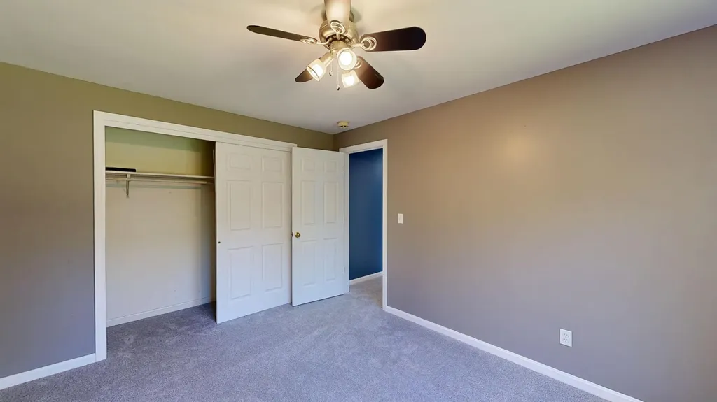 60 Vickery Road Auburn ME 04210
