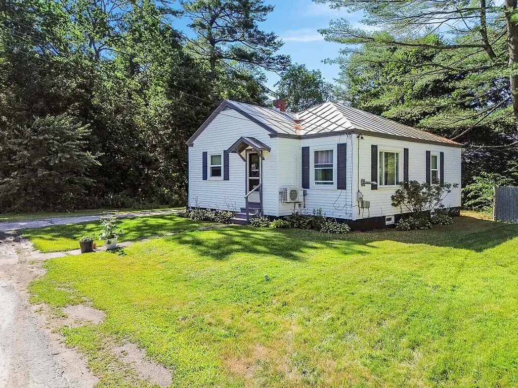 2 Willow Street Waterville ME 04901