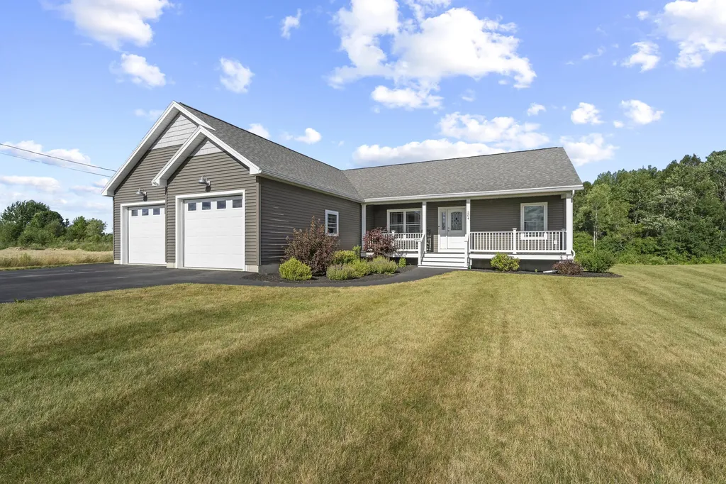 204 Edenfield Drive Hermon ME 04401