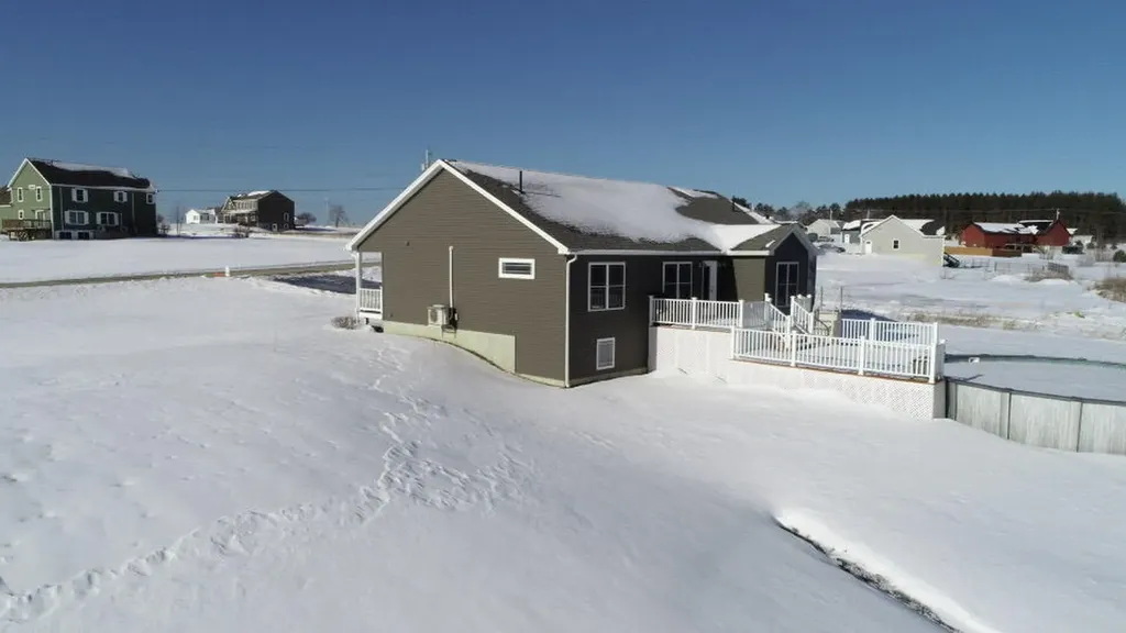 204 Edenfield Drive Hermon ME 04401
