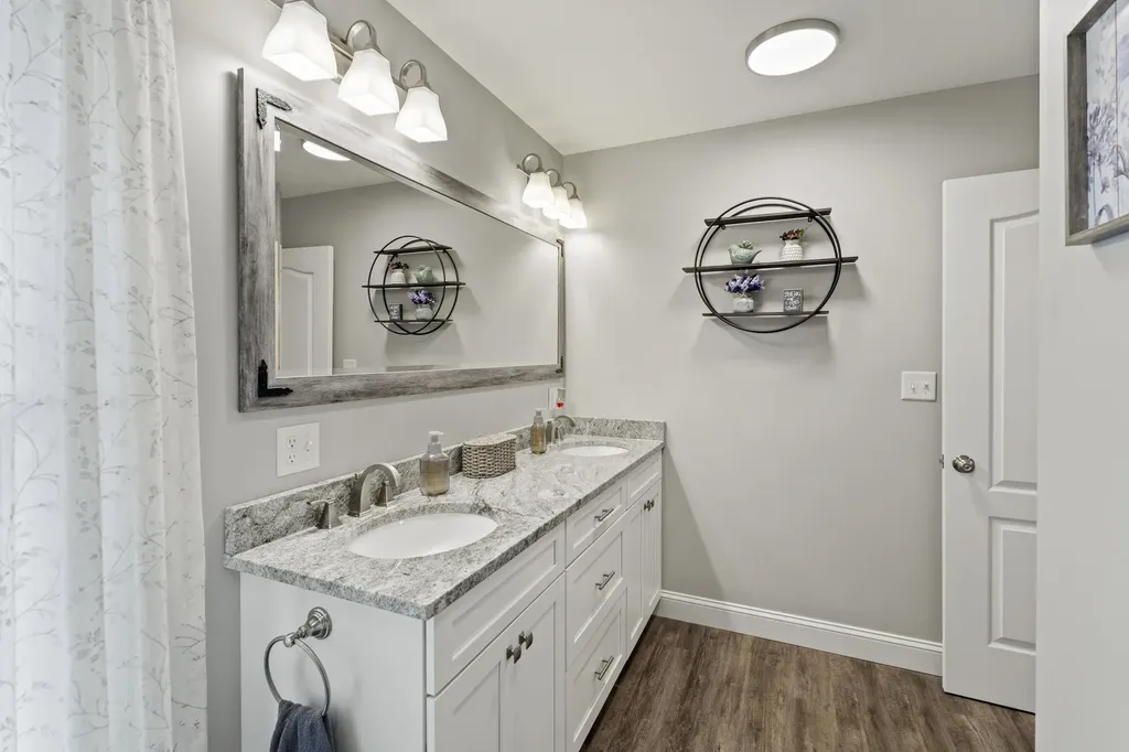 204 Edenfield Drive Hermon ME 04401