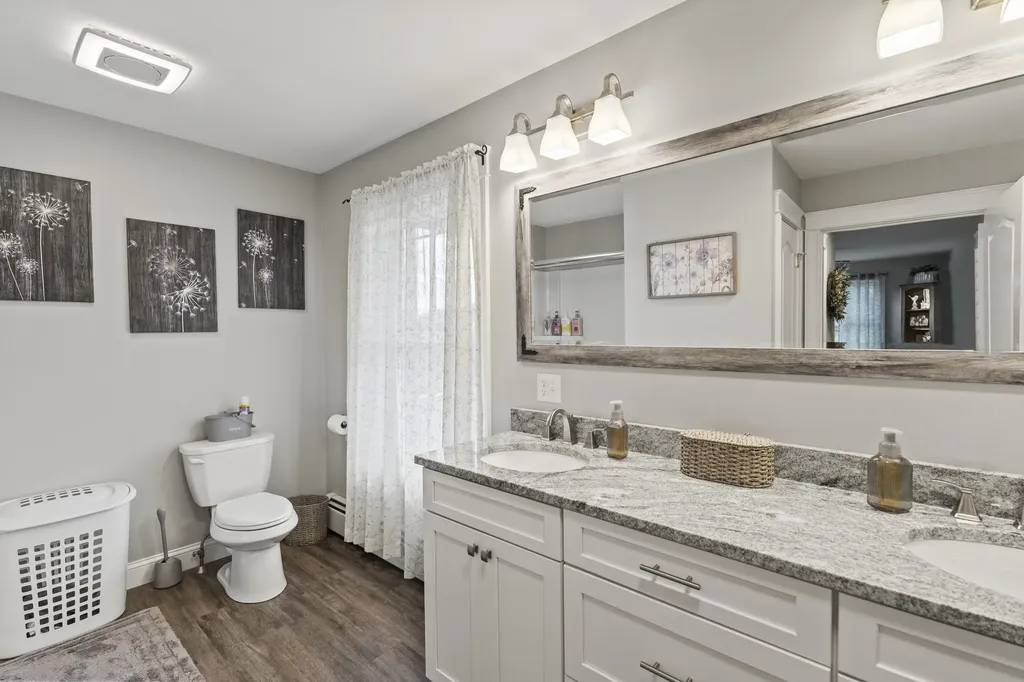 204 Edenfield Drive Hermon ME 04401
