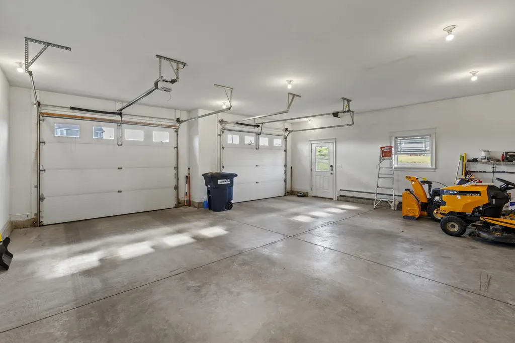 204 Edenfield Drive Hermon ME 04401