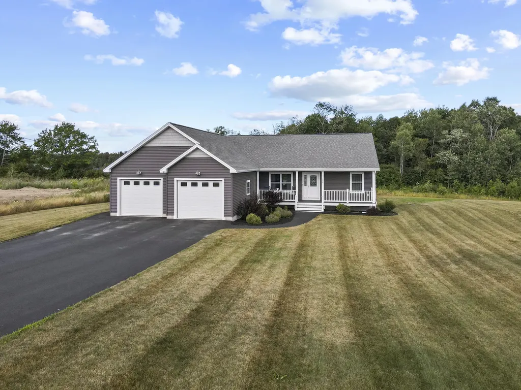 204 Edenfield Drive Hermon ME 04401