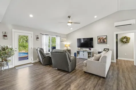 204 Edenfield Drive Hermon ME 04401