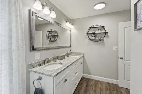 204 Edenfield Drive Hermon ME 04401