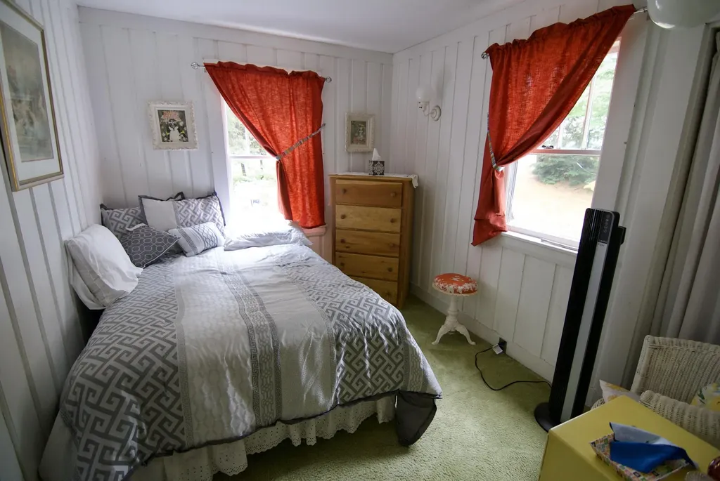 16 Salmon Road Madison ME 04950